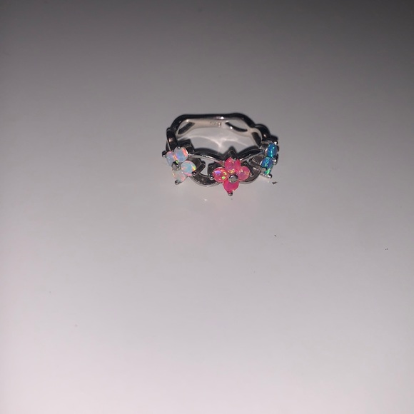 Multicolor Flower Ring - Picture 4 of 6